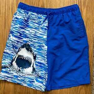 Wonder Nation swimming shorts. Drawstring waist. Size XL (14/16). Pockets.